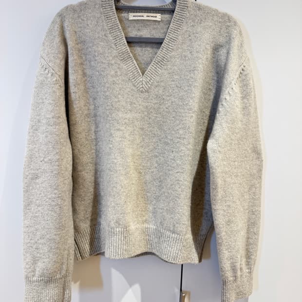 문달 24 Deep V-neck Knit 니트 멜란지 그레이 M