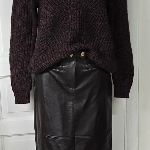 마쥬 알파카니트/앳코너 레더스커트