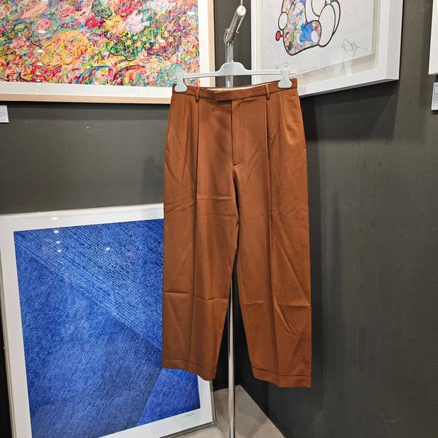 구찌 클래식 백 패치 테일러드 팬츠