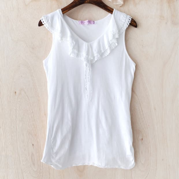 frill sleeveless