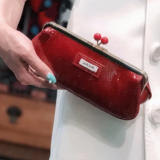 미우미우 캔디 체인 클러치백