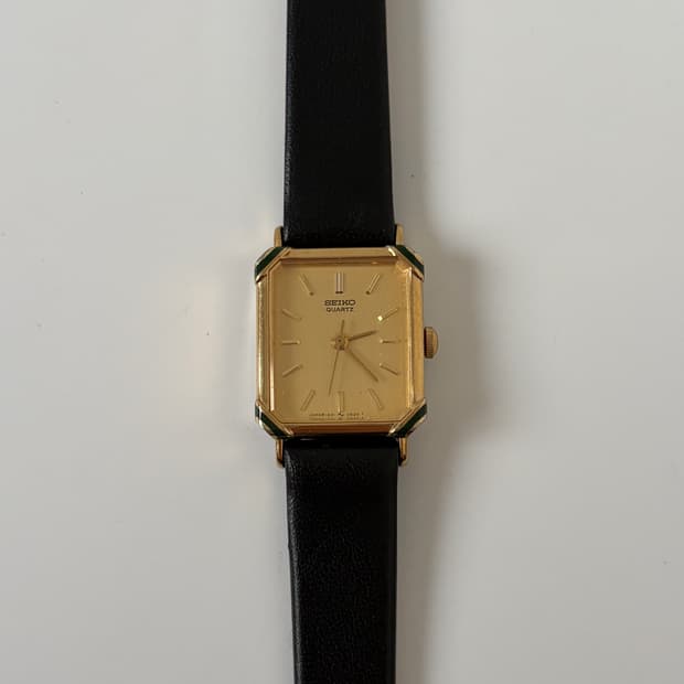 1980s Green Edge Square Ladies Quartz