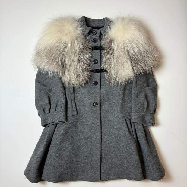 루이비통 10's 울 폭스퍼 프릴 코트 PN8181