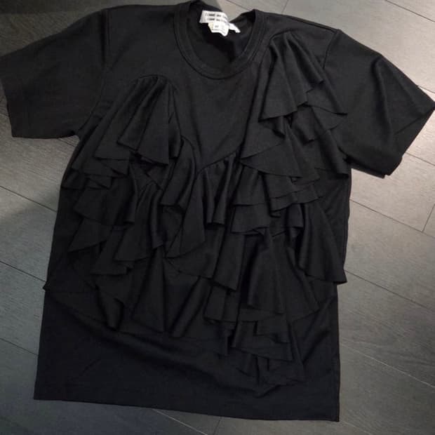 꼼데가르송 프릴 반팔