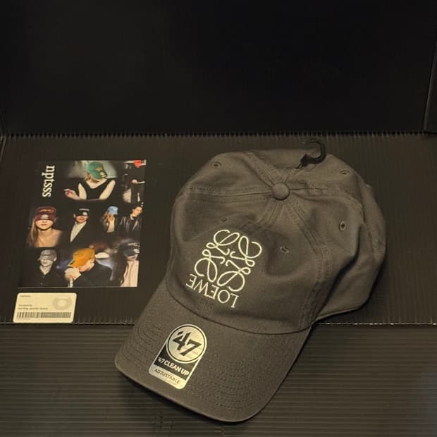 12. 로에베 그레이
