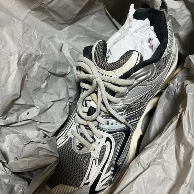 발렌시아가 엑스펜더 41사이즈