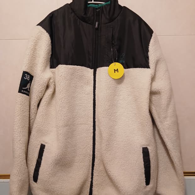 캉골 정품 남성 플리스 자켓 M 사이즈