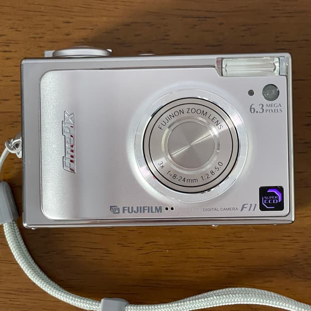 후지필름 파인픽스 f11