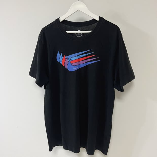 나이키 NSW 스우시 반팔 티셔츠 블랙