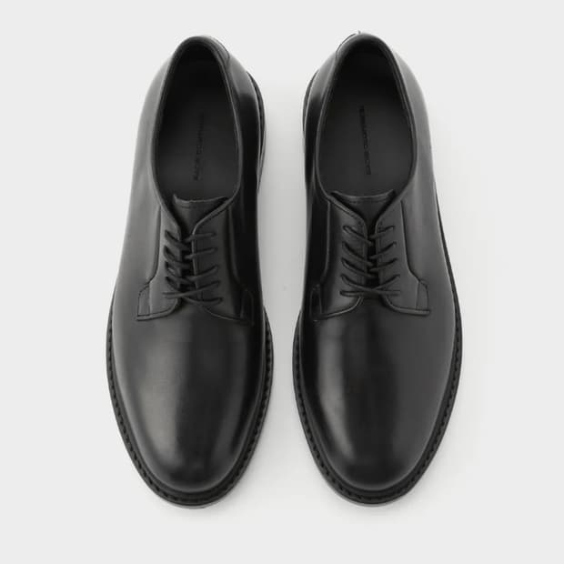 로맨틱무브 뉴 클래식 더비 R24M103