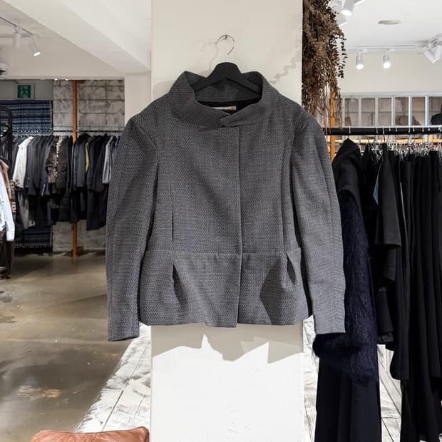 마르니 그레이 버진울 스트럭처 하이넥 테일러드 자켓