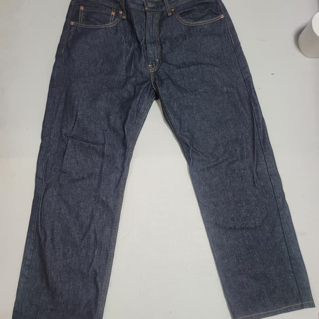 리바이스 555 96 릴렉스 스트레이트핏 청바지 팝니다