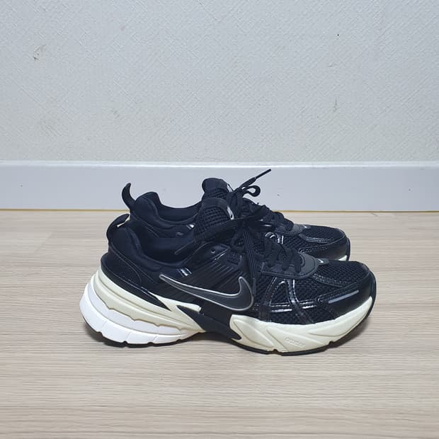 나이키 v2k 런 운동화 240