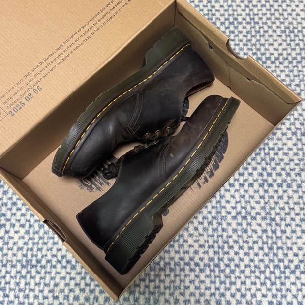 닥터마틴1461 크레이지호스UK7