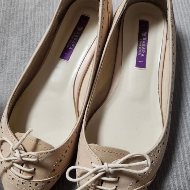 바바라 플랫슈즈