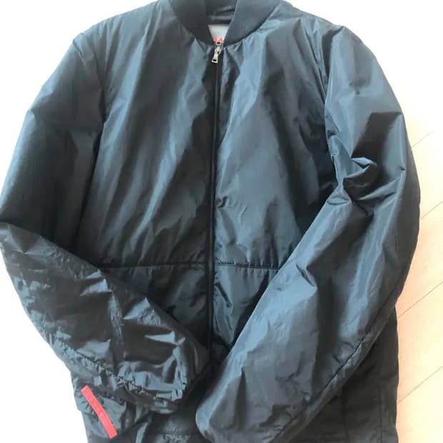 프라다 스포츠 패딩집업