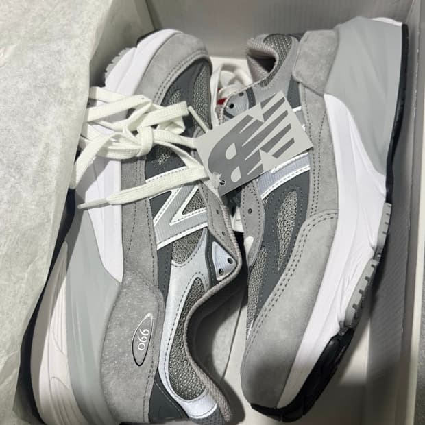 뉴발란스 New Balance 990v6 255새상품(공홈구매)