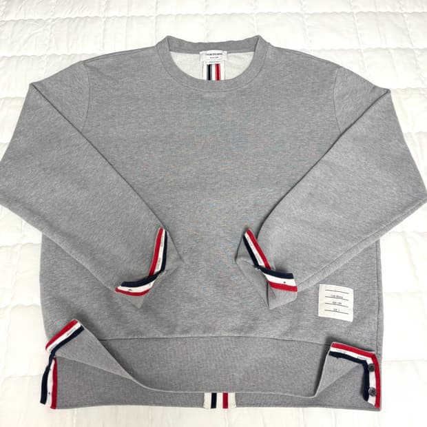 톰브라운 백삼선 맨투맨 그레이컬러 3사이즈 (정품