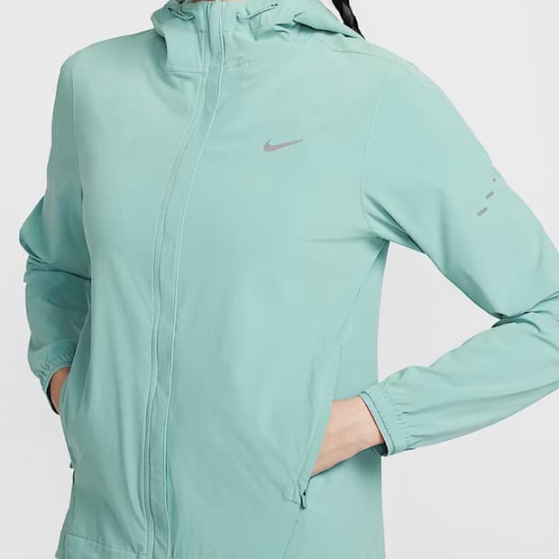 나이키 스트라이드 스위프트 여성 러닝 바람막이 새상품[S]