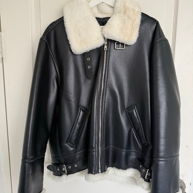 레프트서울 무스탕 자켓