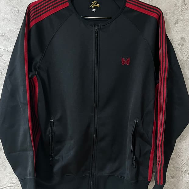 •니들스x빔즈 트랙자켓