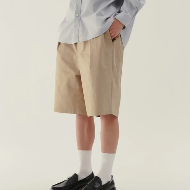 노드아카이브 (새상품) 와이드 테이퍼드 밴딩 버뮤다 팬츠 (라이트 카키)