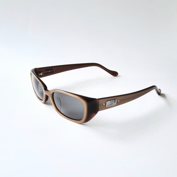 데드스탁 스퀘어 브라운 그라데이션 선글라스