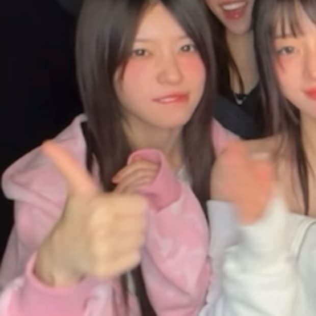 익스파이어드걸 핑크 카모 후드집업