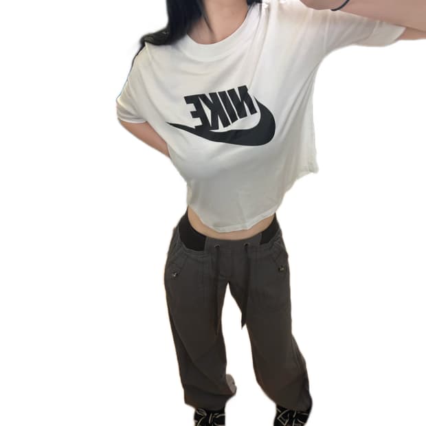 나이키 빅스우시 크롭 반팔 티셔츠 화이트