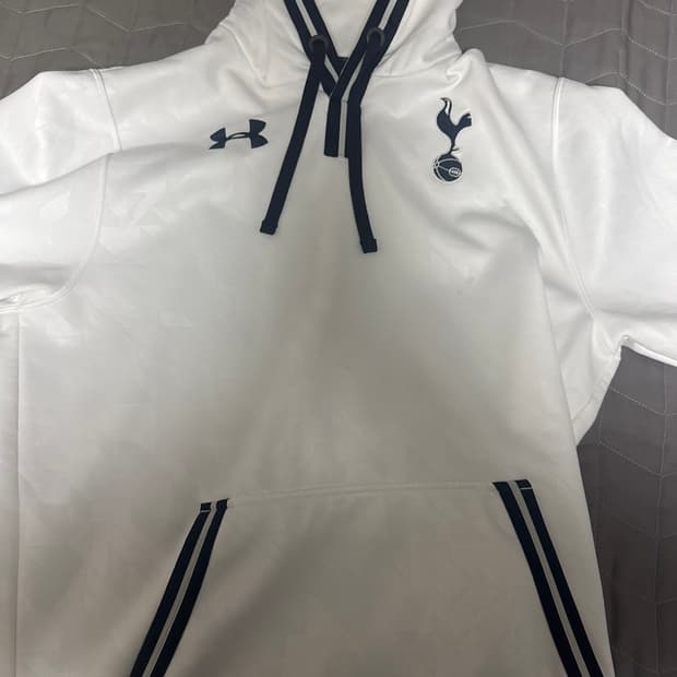 토트넘 후드티 팝니다