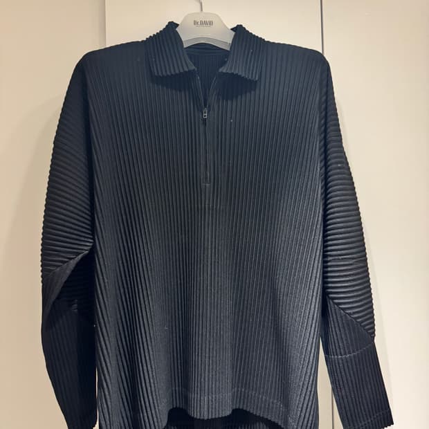 플리츠 플리즈 남자 상의 하프 짚업 긴팔 티셔츠 사이즈 4