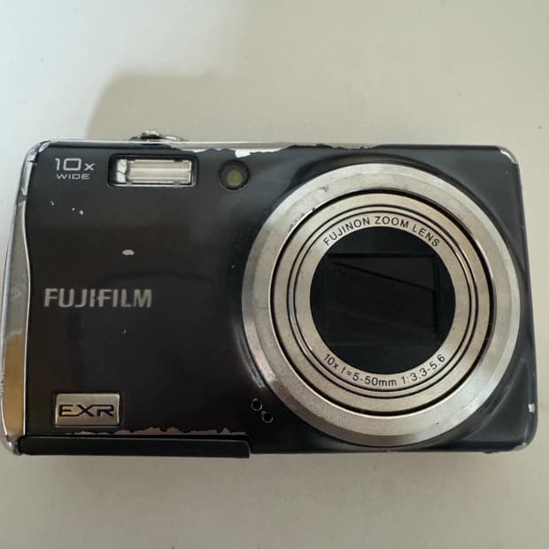 후지필름 파인픽스 Finepix F70exr 원희 디카