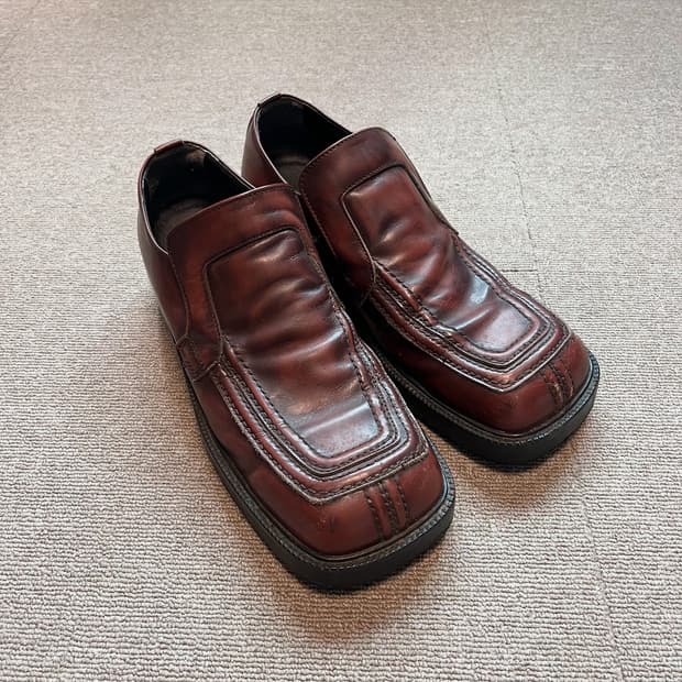 훕데두 스퀘어 통굽 로퍼