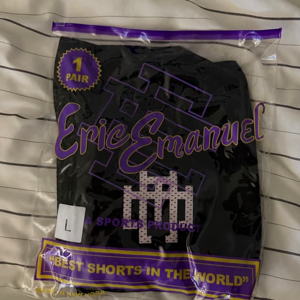 에릭 엠마누엘 베이직 쇼츠