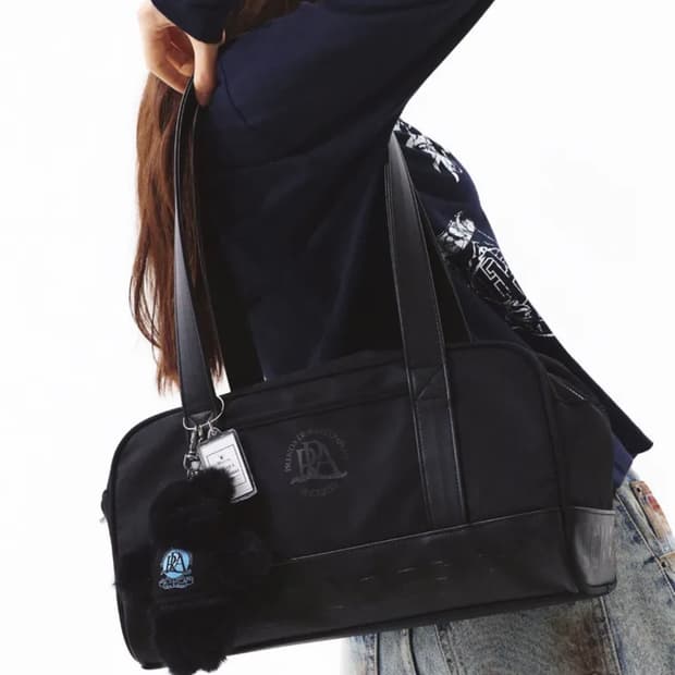 프렌다 MAIN LOGO DUFFLE BAG BLACK