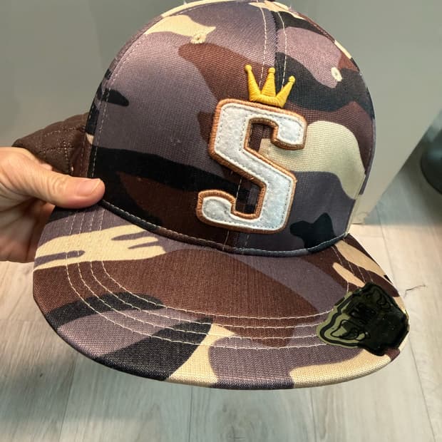 슈프림(Supreme) x 뉴에라(New Era) 스크류 볼 S 로고 우