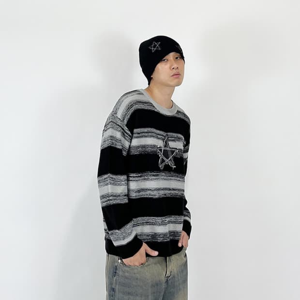 스케이터락 Star Shade Striped Knit Sweater