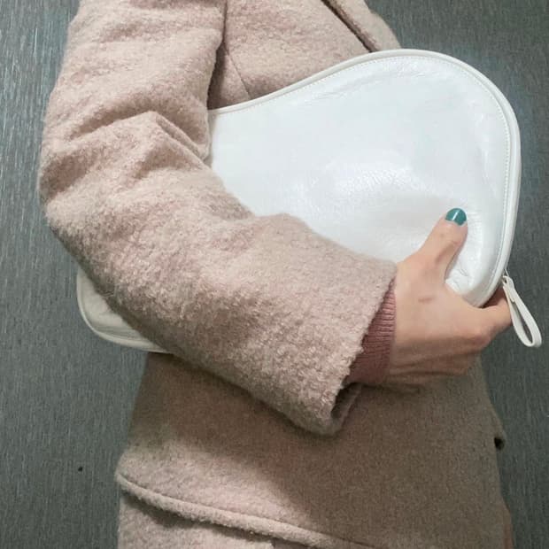 cos 소가죽 클러치