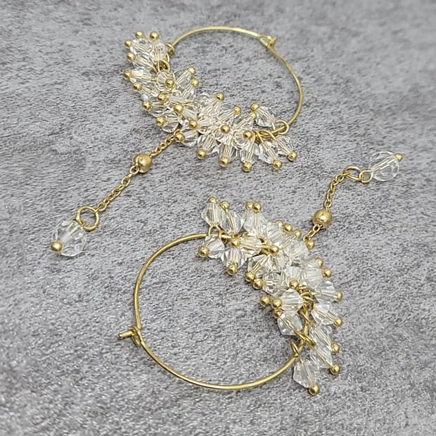 drop earrings