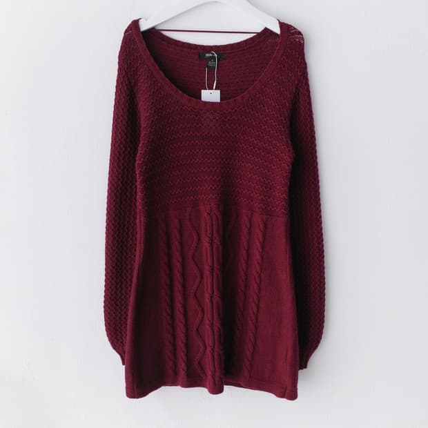 deep U-neck long knit 