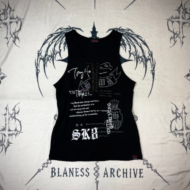 Punk lettering eyelet sleeveless