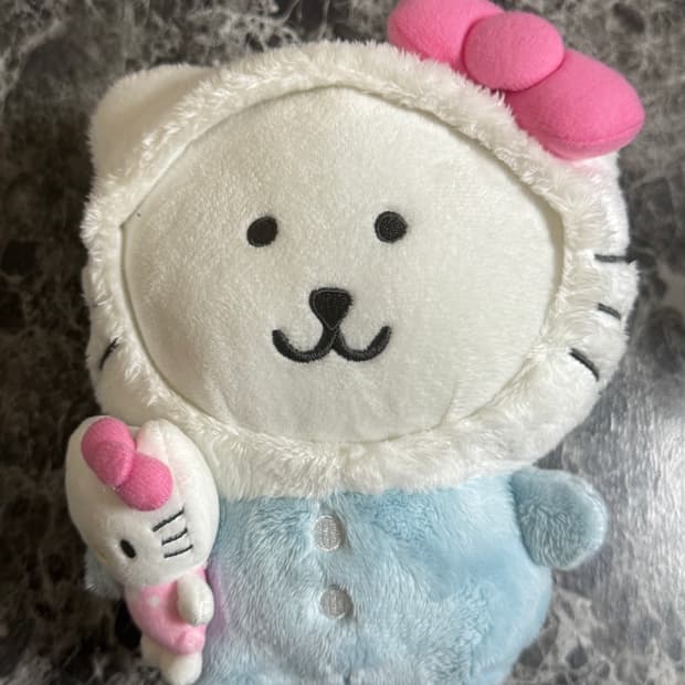정품 농담곰 키티 콜라보 담곰이 누이 인형 마스코트