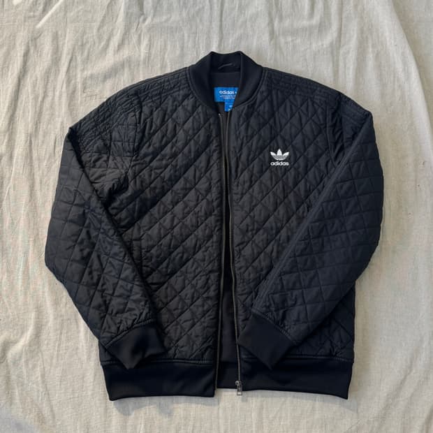 아디다스 빈티지 블랙블랙 퀼팅 점퍼 100