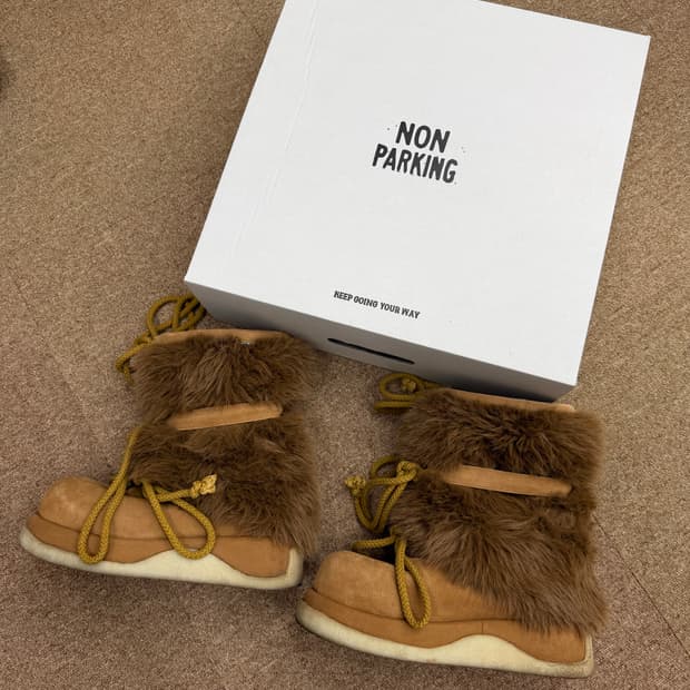 논파킹 브라운 퍼 부츠 + 박스 팝니다 사이즈 285