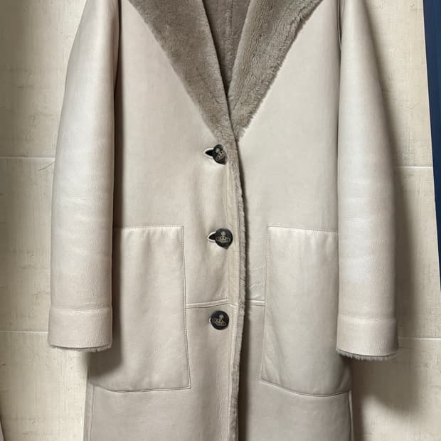 비비안웨스트우드 앵글로매니아 리버서블 양털 무스탕