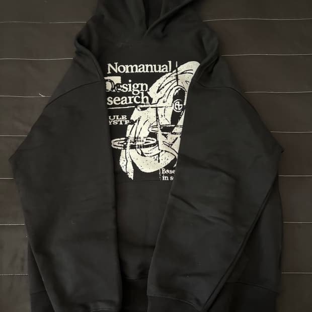 노매뉴얼 후드티