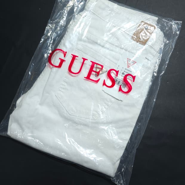 새상품) 게스(GUESS) 화이트 스판 바지 ( 여성28~29 )