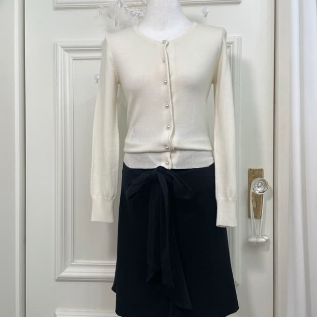 cream ivory pearl button basic cardigan