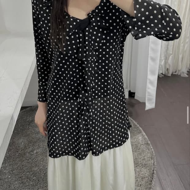 dita dot frill blouse