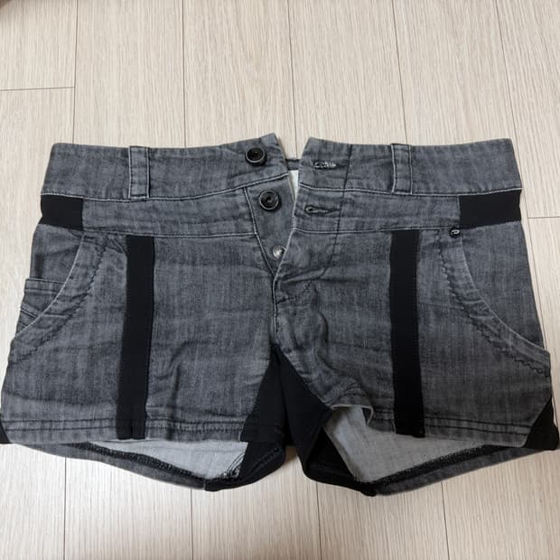 디젤 흑청 반바지